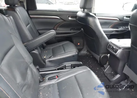 2015 Toyota Highlander Limited V6 z USA, uszkodzony, nr VIN 5TDYKRFH6FS046677